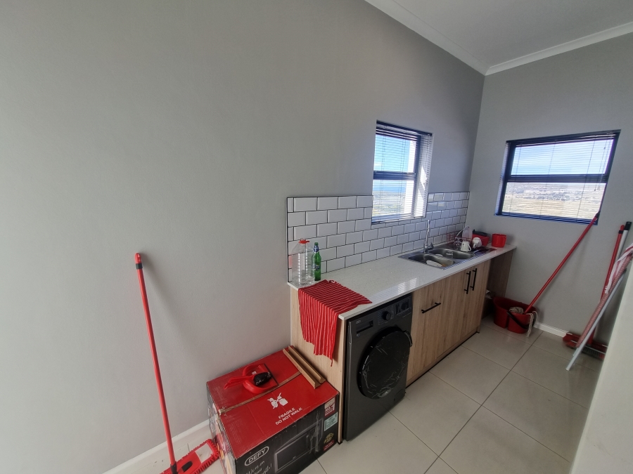 To Let 3 Bedroom Property for Rent in Hoogland Western Cape